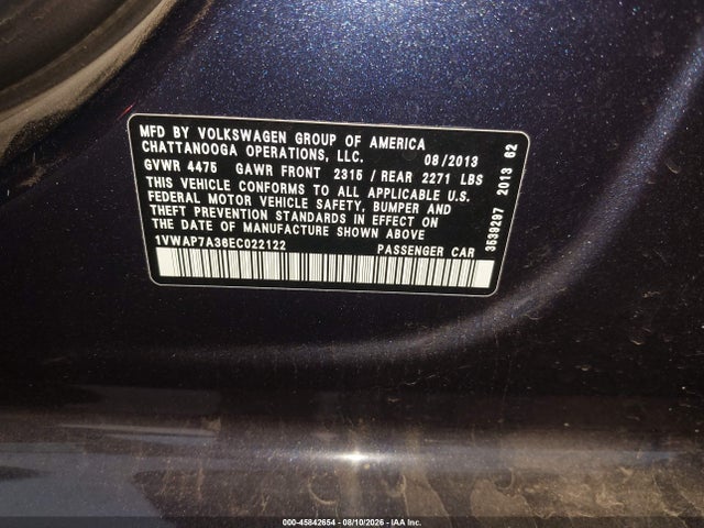 1VWAP7A36EC022122 Volkswagen Passat 2.5l Wolfsburg Edition