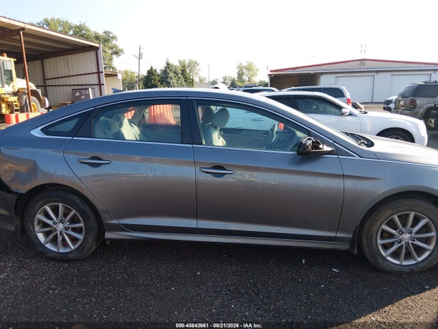 45842661 :رقم المزاد ، 5NPE24AF4KH814877 vin ، 2019 Hyundai Sonata Se مزاد بيع