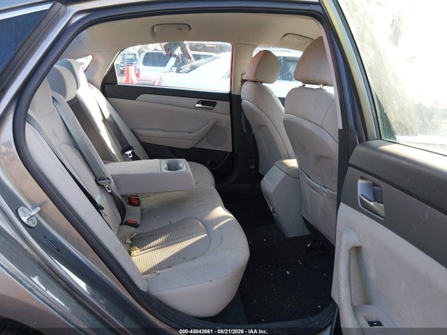 45842661 :رقم المزاد ، 5NPE24AF4KH814877 vin ، 2019 Hyundai Sonata Se مزاد بيع