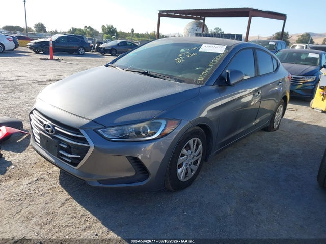 Hyundai ELANTRA SE 2018 5NPD74LF4JH269305 Image 2