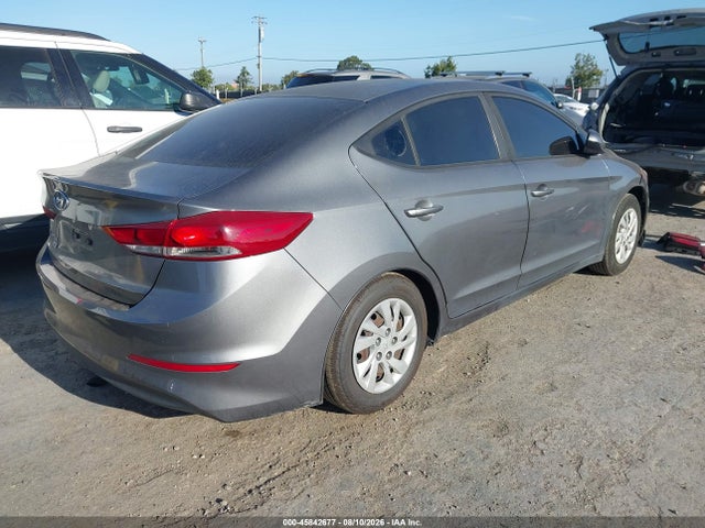 Hyundai ELANTRA SE 2018 5NPD74LF4JH269305 Image 4