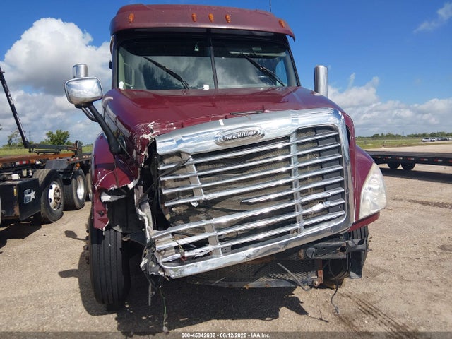 45842682 :رقم المزاد ، 1FUJGLDV8DSBV9510 vin ، 2013 Freightliner Cascadia 125 مزاد بيع
