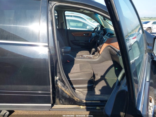 Продажа на аукционе авто 2017 Chevrolet Traverse 1lt, vin: 1GNKVGKDXHJ307868, номер лота: 45842692