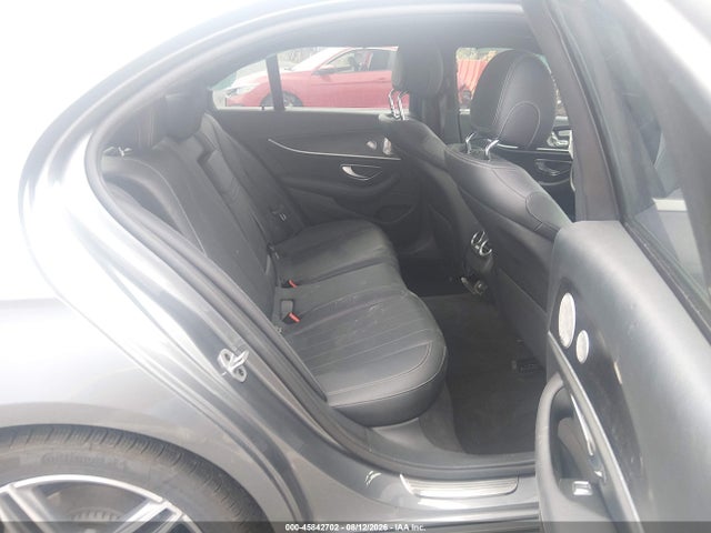 Mercedes-Benz E 300 2019 WDDZF4JB5KA684804 Image 8