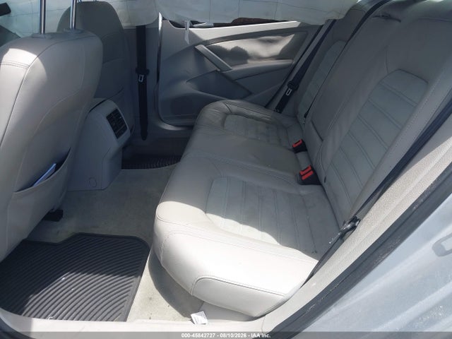 2015 Volkswagen Passat 2.0l Tdi Sel Premium მანქანა იყიდება აუქციონზე, vin: 1VWCV7A3XFC010538, აუქციონის ნომერი: 45842727