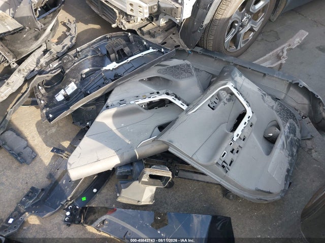Toyota Rav4 Xle Premium 2025 2T3A1RFVXSC576686 Image 18