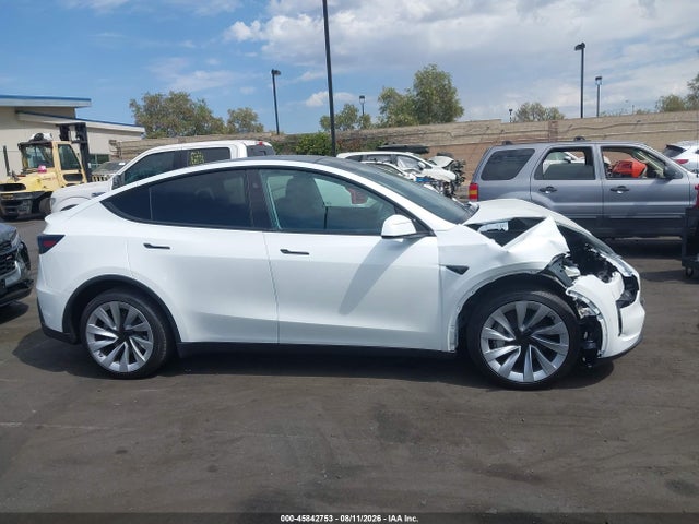 2026 Tesla Model Y Premium Rear-wheel Drive/rear-wheel Drive მანქანა იყიდება აუქციონზე, vin: 7SAYGDED9TF548332, აუქციონის ნომერი: 45842753
