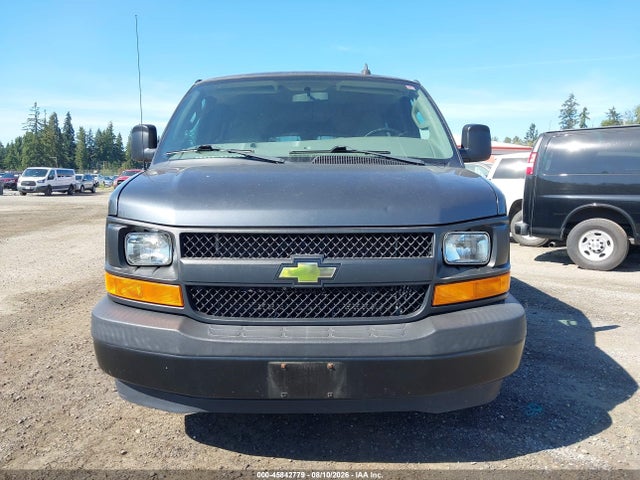 1GAWGEFG6H1100691 Chevrolet Express 2500 Ls