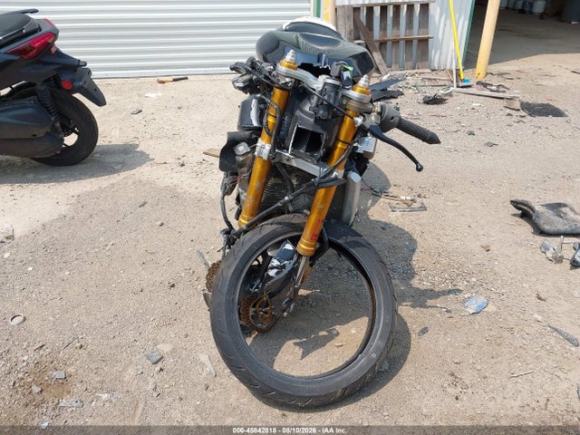 45842818 :رقم المزاد ، JKBZXJC145A002256 vin ، 2005 Kawasaki Zx636 C1 مزاد بيع