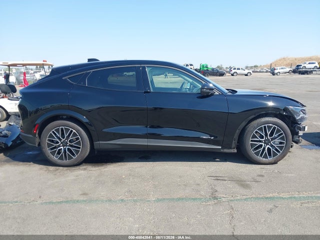 Ford Mustang Mach-e Premium 2025 3FMTK3R78SMA12837 Image 14