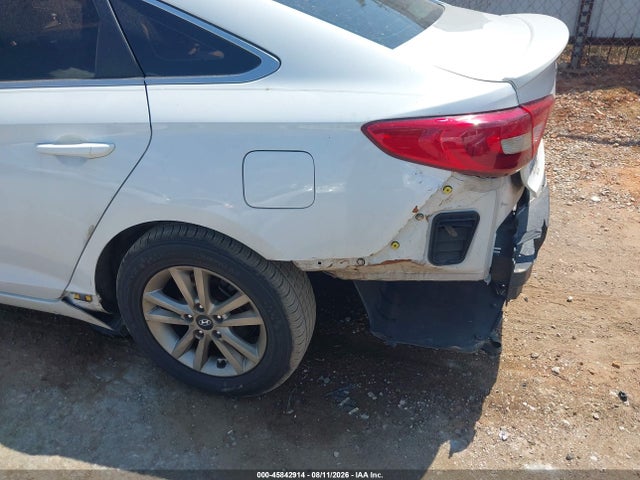 2015 Hyundai Sonata Se მანქანა იყიდება აუქციონზე, vin: 5NPE24AF4FH232316, აუქციონის ნომერი: 45842914
