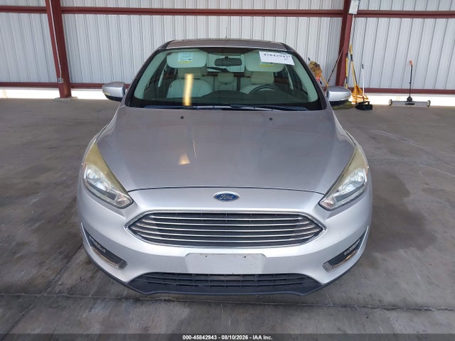 Ford Focus Titanium 2018 1FADP3N26JL314105 Image 12