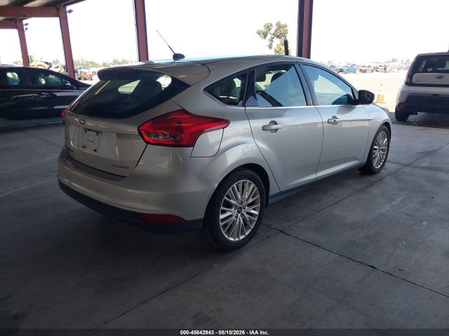 Ford Focus Titanium 2018 1FADP3N26JL314105 Image 4