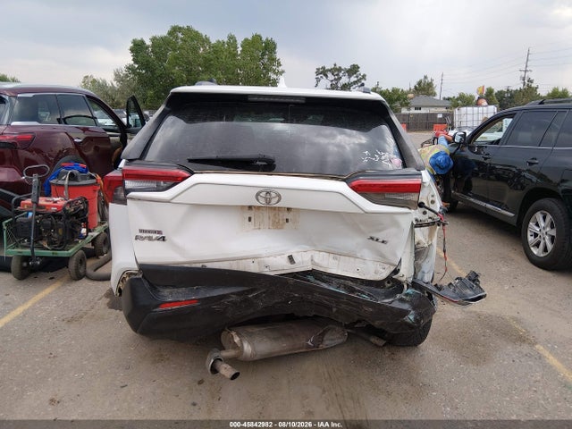Toyota Rav4 Xle Premium 2020 JTMA1RFVXLD057909 Image 16