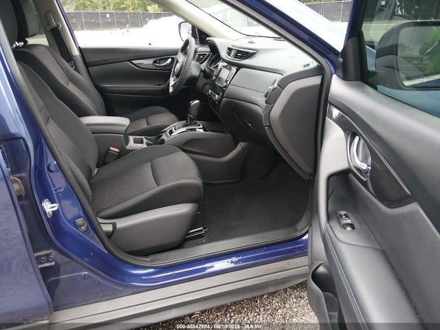 2020 Nissan Rogue Sv Fwd მანქანა იყიდება აუქციონზე, vin: KNMAT2MT2LP542742, აუქციონის ნომერი: 45842984