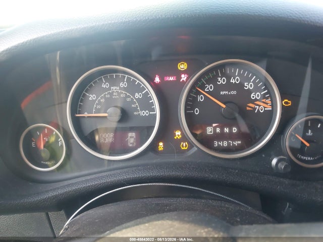 1C4AJWBG0GL236915 Jeep Wrangler 75th Anniversary