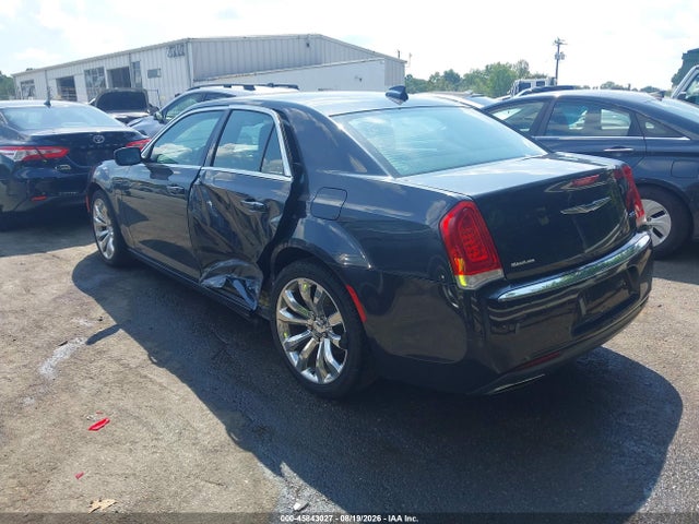 Продажа на аукционе авто 2016 Chrysler 300 Limited, vin: 2C3CCAAG1GH313512, номер лота: 45843027