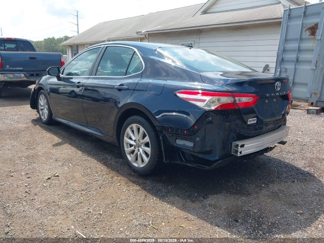 Продаж на аукціоні авто 2019 Toyota Camry Le, vin: 4T1B11HK0KU796788, номер лоту: 45843029