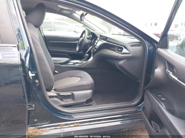Продаж на аукціоні авто 2019 Toyota Camry Le, vin: 4T1B11HK0KU796788, номер лоту: 45843029