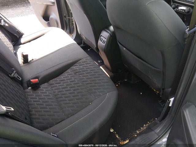 45843070 :رقم المزاد ، 3N1CP5CV2ML527689 vin ، 2021 Nissan Kicks Sv Xtronic Cvt مزاد بيع