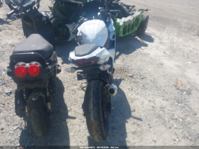 JKAEXKH16LDA66914 Kawasaki EX400