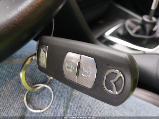 Aukcja sprzedaży 2016 Mazda Mazda3 S Grand Touring, vin: JM1BM1N35G1330985, numer aukcji: 45843080