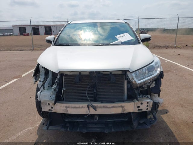 Продаж на аукціоні авто 2019 Toyota Highlander Xle, vin: 5TDJZRFH6KS572430, номер лоту: 45843176