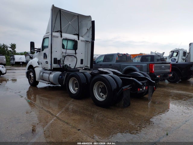 Продаж на аукціоні авто 2016 Kenworth Construction T680, vin: 1XKYD49X8GJ119616, номер лоту: 45843225