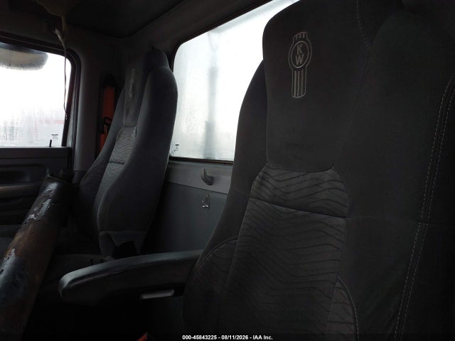 Продаж на аукціоні авто 2016 Kenworth Construction T680, vin: 1XKYD49X8GJ119616, номер лоту: 45843225
