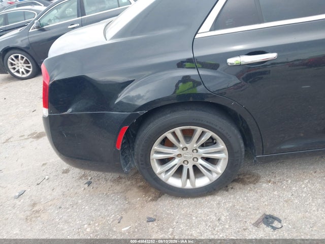 45843252 :رقم المزاد ، 2C3CCAAG9FH820236 vin ، 2015 Chrysler 300 Limited مزاد بيع