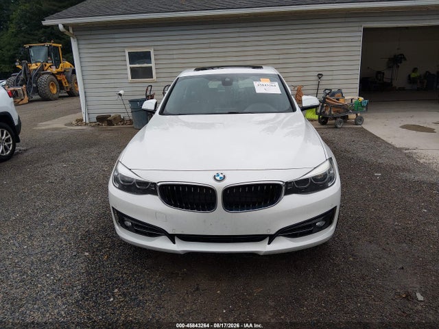 45843264 :رقم المزاد ، WBA8Z9C53JB219803 vin ، 2018 Bmw 330i Gran Turismo Xdrive مزاد بيع
