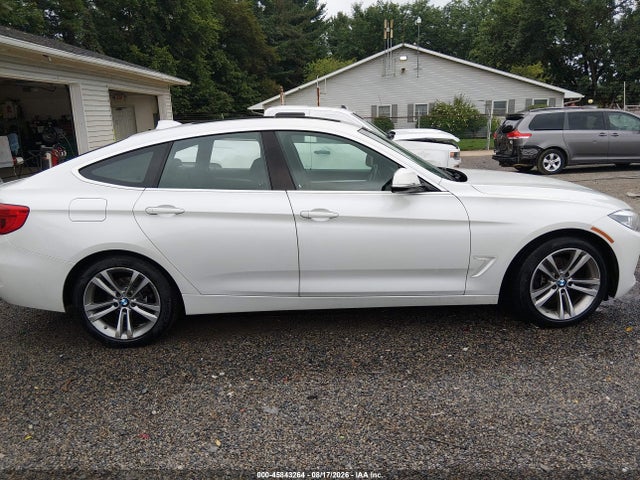 45843264 :رقم المزاد ، WBA8Z9C53JB219803 vin ، 2018 Bmw 330i Gran Turismo Xdrive مزاد بيع