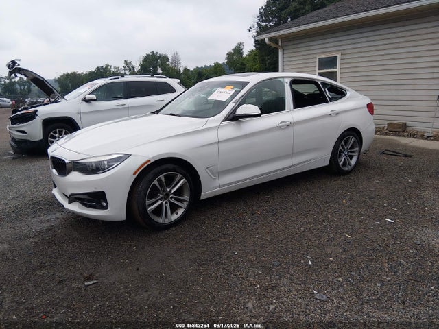 45843264 :رقم المزاد ، WBA8Z9C53JB219803 vin ، 2018 Bmw 330i Gran Turismo Xdrive مزاد بيع