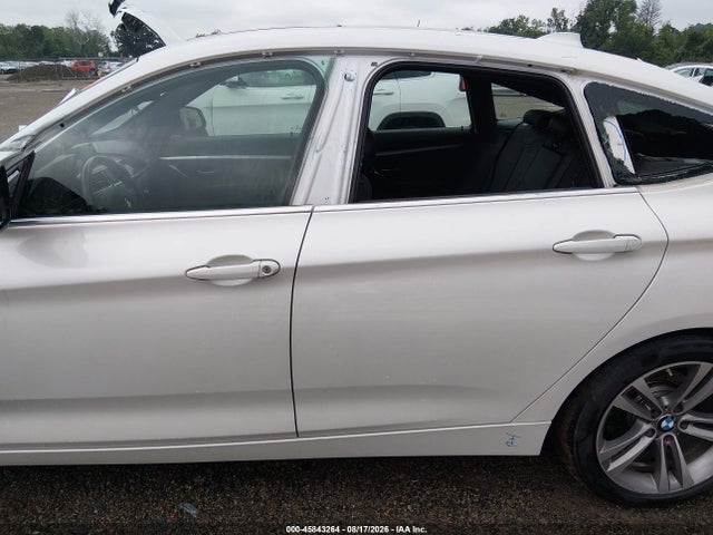 45843264 :رقم المزاد ، WBA8Z9C53JB219803 vin ، 2018 Bmw 330i Gran Turismo Xdrive مزاد بيع