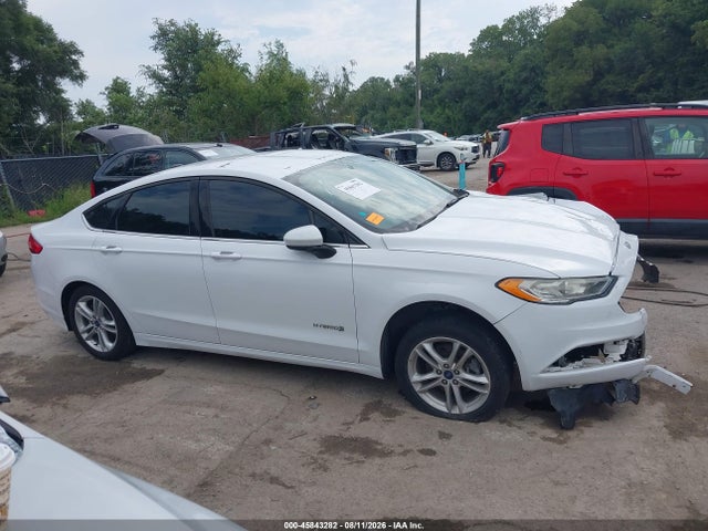 45843282 :رقم المزاد ، 3FA6P0UU4JR101035 vin ، 2018 Ford Fusion Hybrid S مزاد بيع