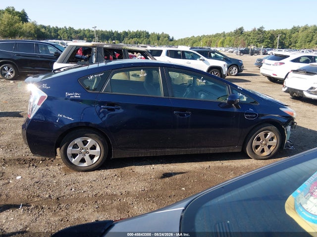JTDKN3DU9E1736249 Toyota Prius Three