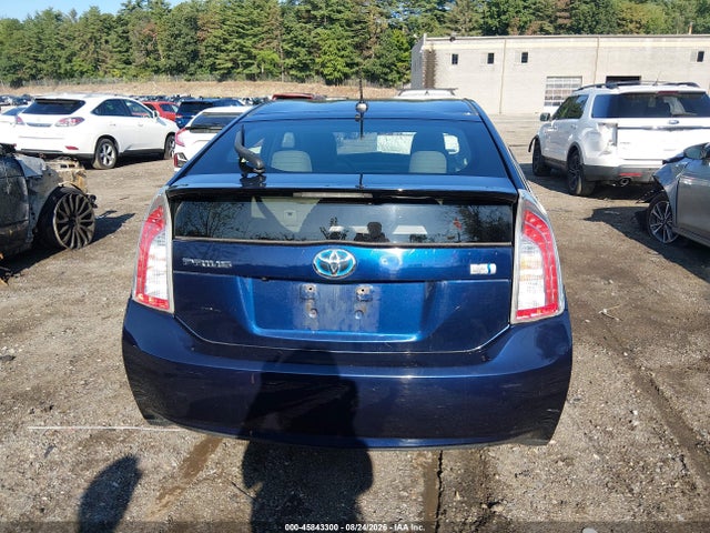 JTDKN3DU9E1736249 Toyota Prius Three