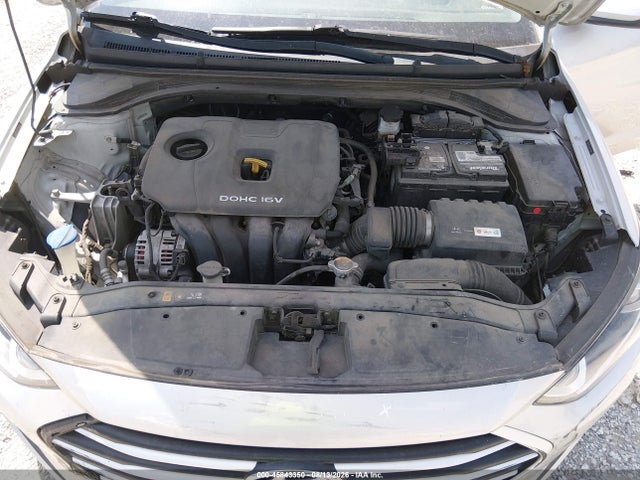 5NPD84LF2JH400566 Hyundai ELANTRA SEL