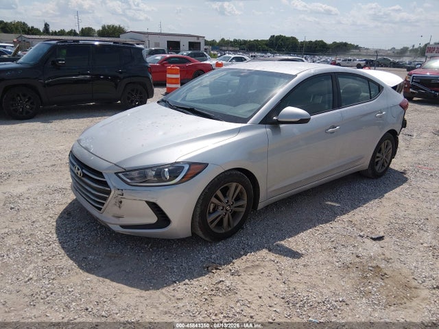 5NPD84LF2JH400566 Hyundai ELANTRA SEL