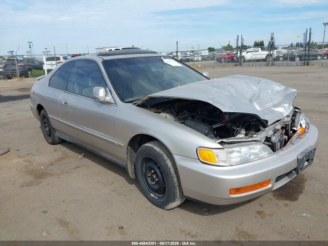 45843351 :رقم المزاد ، 1HGCD7158TA019481 vin ، 1996 Honda Accord Ex/ex-r مزاد بيع