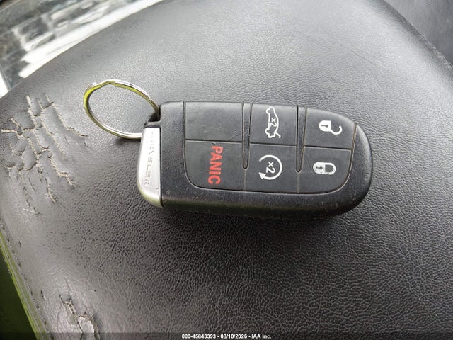 Продажа на аукционе авто 2013 Chrysler 300c, vin: 2C3CCAEG4DH740012, номер лота: 45843393