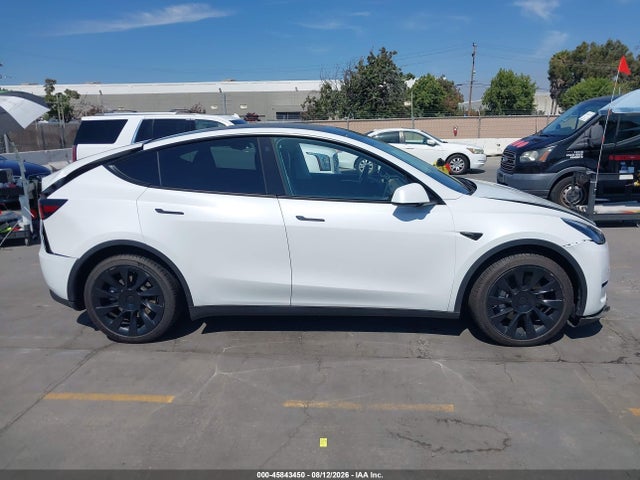 Aukcja sprzedaży 2022 Tesla Model Y Long Range Dual Motor All-wheel Drive, vin: 7SAYGDEE4NF575417, numer aukcji: 45843450