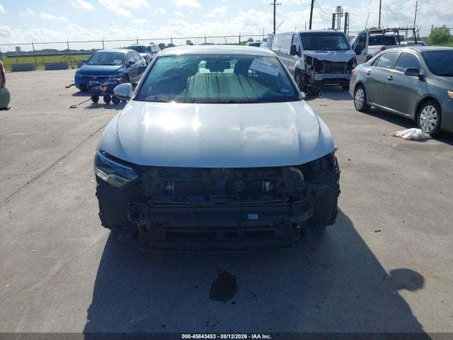 3VWC57BUXKM178065 Volkswagen Jetta 1.4t R-line/1.4t S/1.4t Se