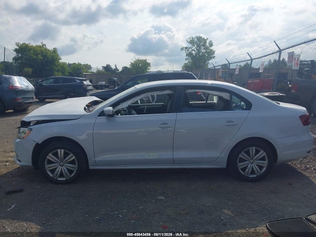 Продажа на аукционе авто 2017 Volkswagen Jetta 1.4t S, vin: 3VW2B7AJ4HM381246, номер лота: 45843456
