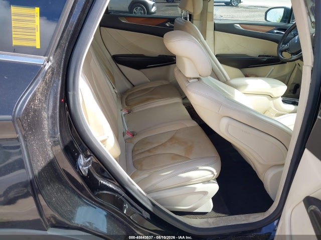 Продаж на аукціоні авто 2015 Lincoln Mkc, vin: 5LMCJ1A95FUJ31688, номер лоту: 45843537