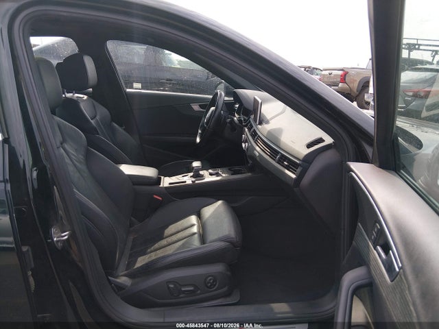 2018 Audi A4 2.0t Premium/2.0t Tech Premium მანქანა იყიდება აუქციონზე, vin: WAUENAF46JA035335, აუქციონის ნომერი: 45843547