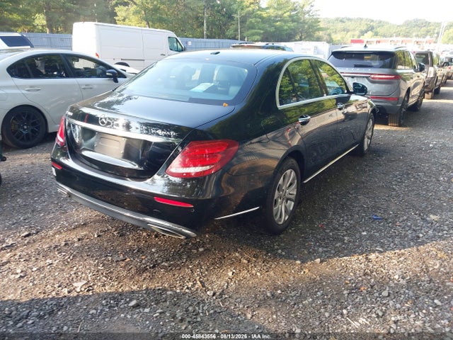 Aukcja sprzedaży 2018 Mercedes-benz E 300 4matic, vin: WDDZF4KB5JA390185, numer aukcji: 45843556