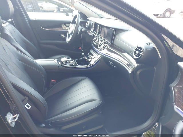 Aukcja sprzedaży 2018 Mercedes-benz E 300 4matic, vin: WDDZF4KB5JA390185, numer aukcji: 45843556