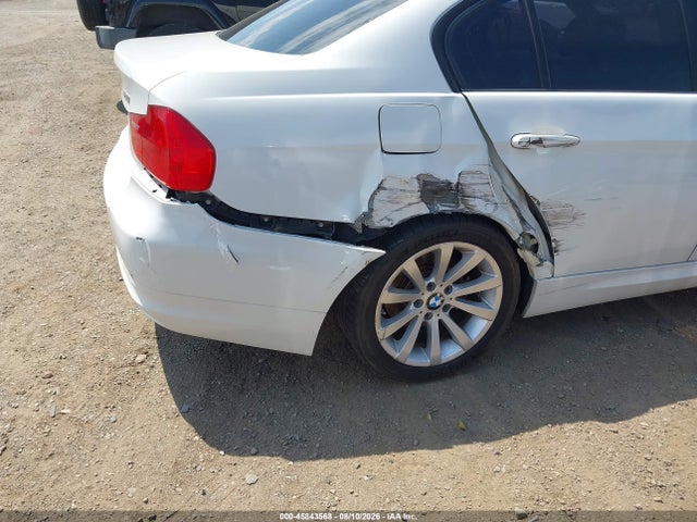 2011 Bmw 328i მანქანა იყიდება აუქციონზე, vin: WBAPH5C5XBA446260, აუქციონის ნომერი: 45843568