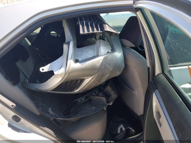Toyota COROLLA LE 2015 5YFBURHE5FP305431 Image 8